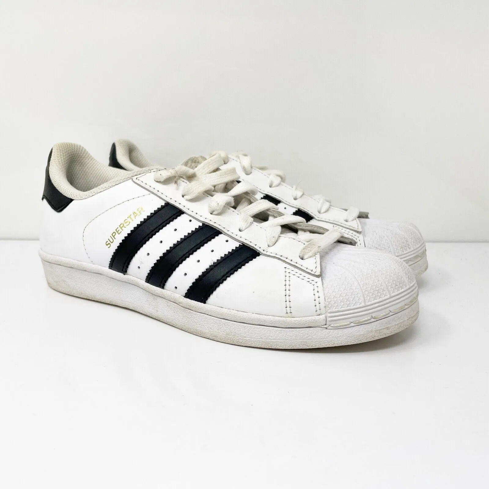 Adidas Boys Superstar C77154 White Casual Shoes Sneakers Size 5.5