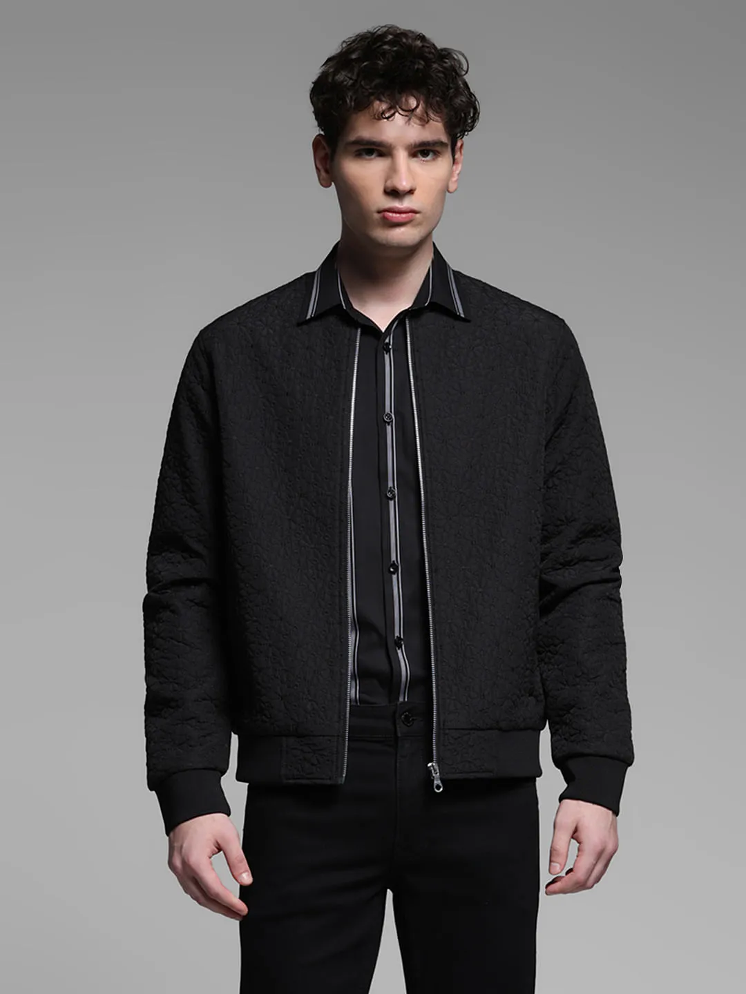 BLACK BOMBER JACKET