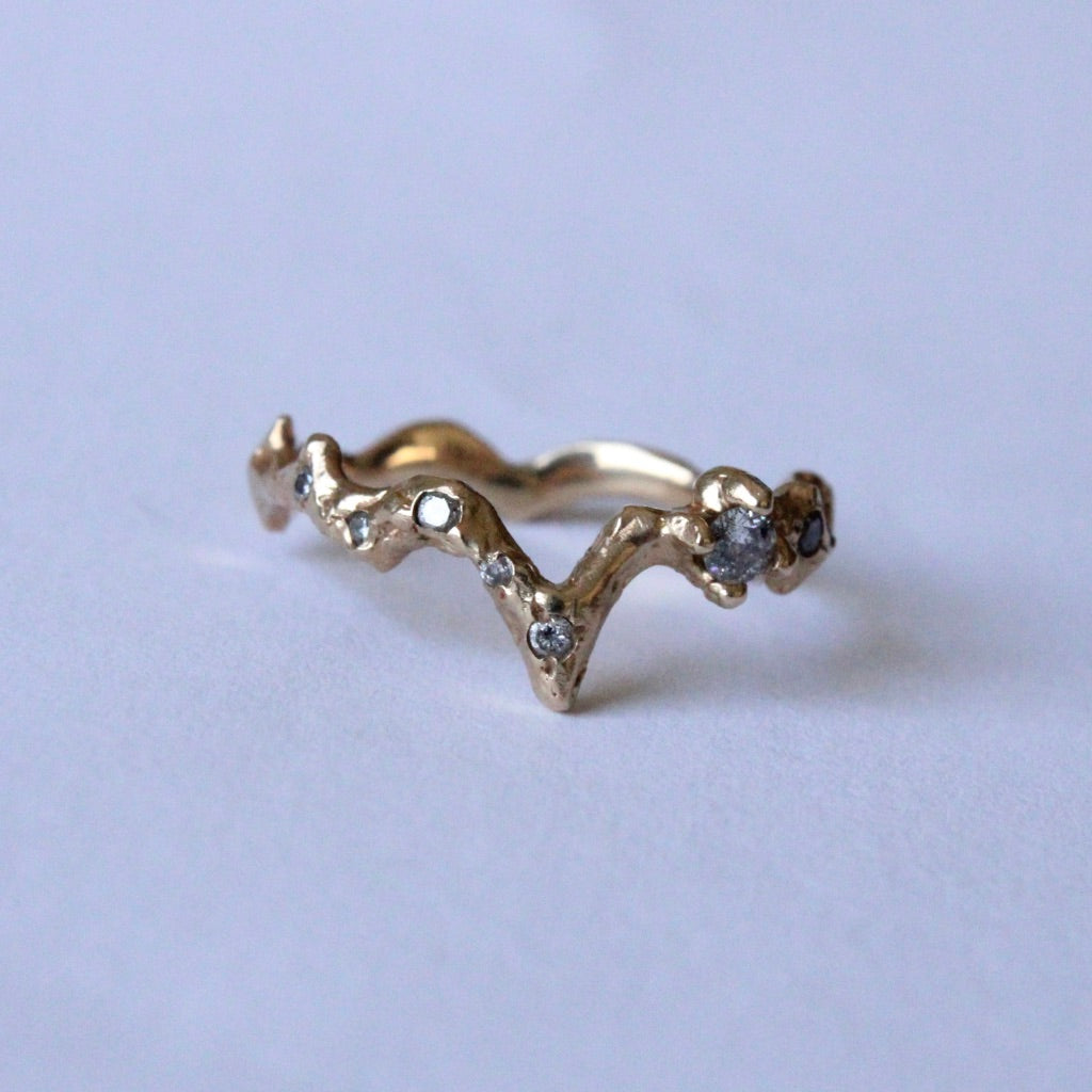 Branch Ring in 14k Gold with Diamonds