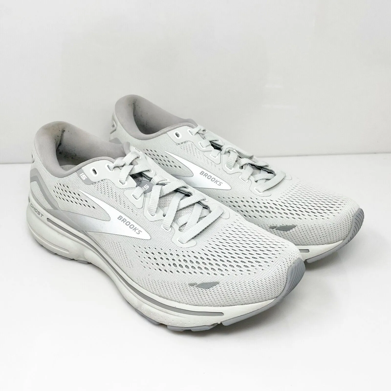 Brooks Womens Ghost 15 1203801B112 Gray Running Shoes Sneakers Size 9 B