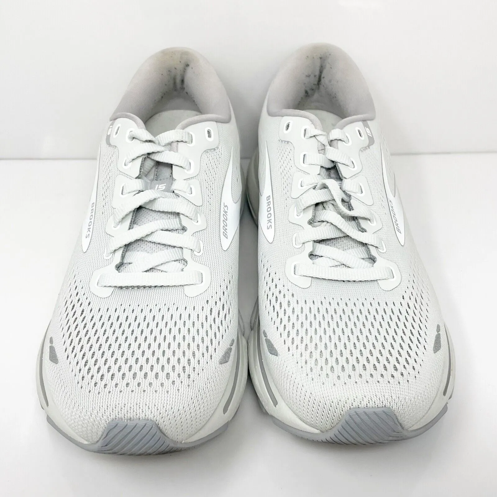 Brooks Womens Ghost 15 1203801B112 Gray Running Shoes Sneakers Size 9 B