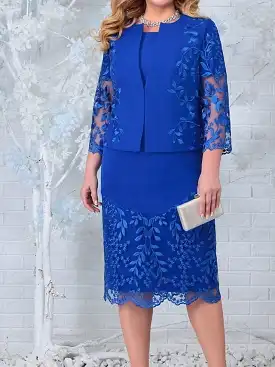 Elegant Plus Size Floral Lace Midi Dress for Women with 3/4 Length Sleeves and Crew Neck