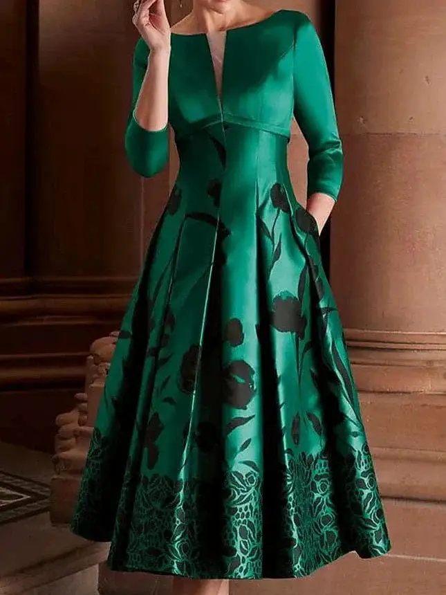 Emerald Green Floral Print Midi Dress with 3/4 Length Sleeves