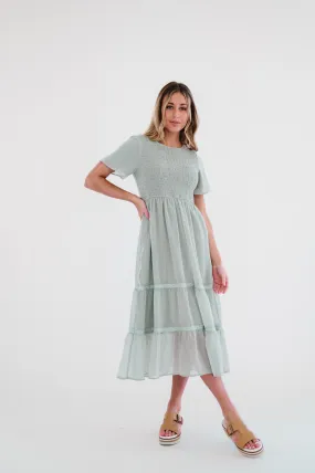 Kanyan Green Midi Dress