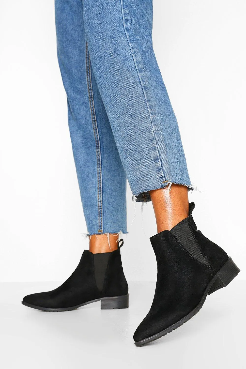 Pointed Flat Chelsea Boot