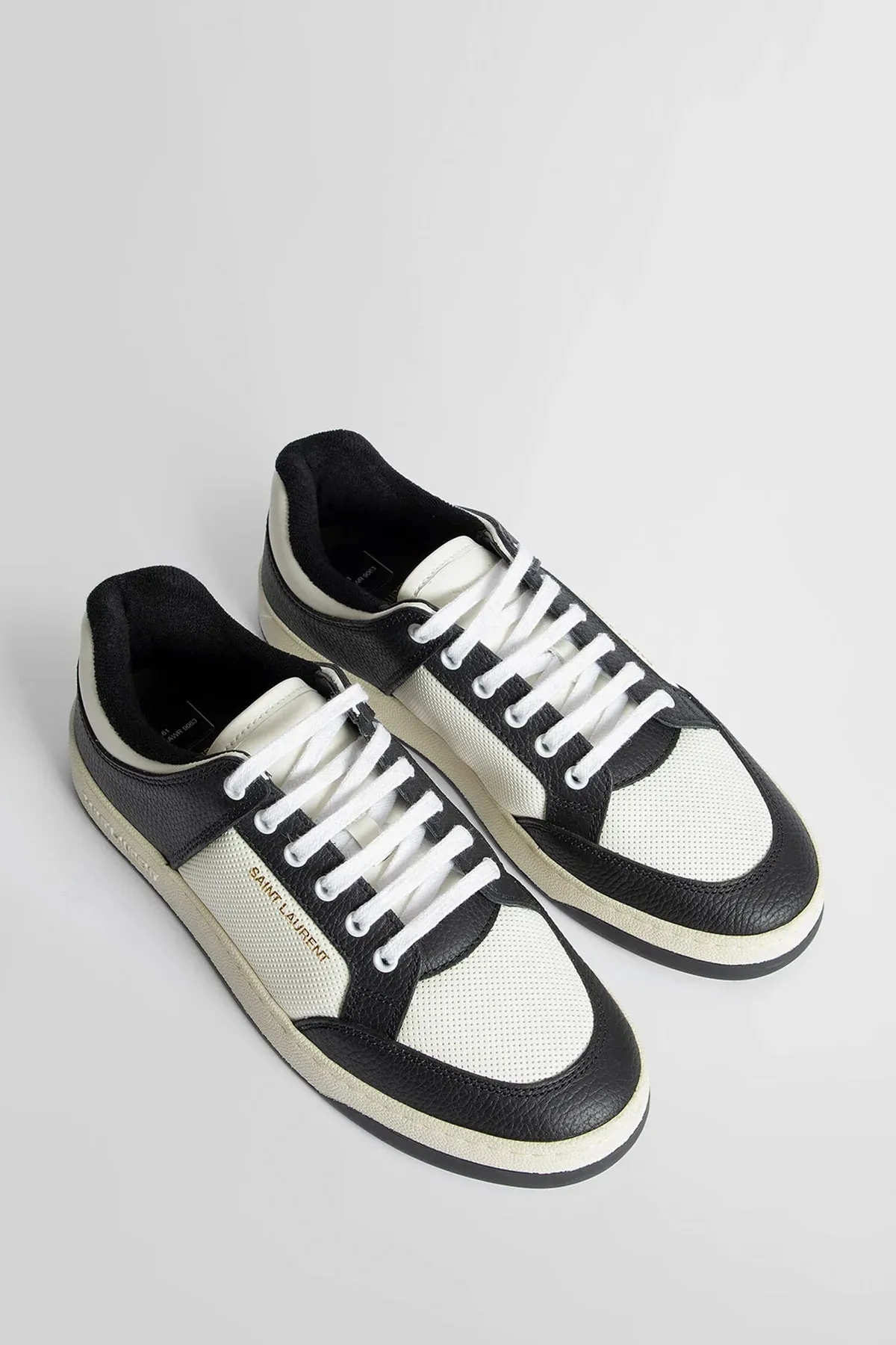 Saint Laurent Sl/61 Sneakers In Grained Leather Black/White